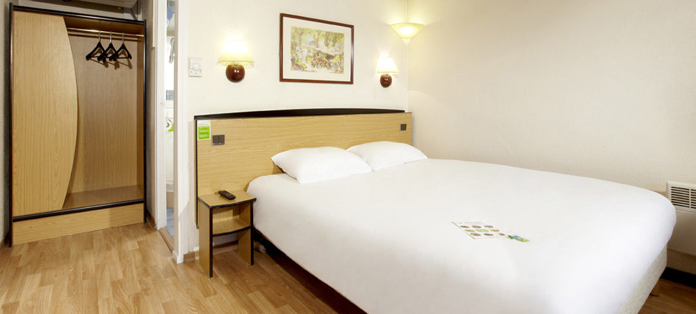 Campanile Tours Sud - Chambray-Les-Tours Hotel Exterior photo