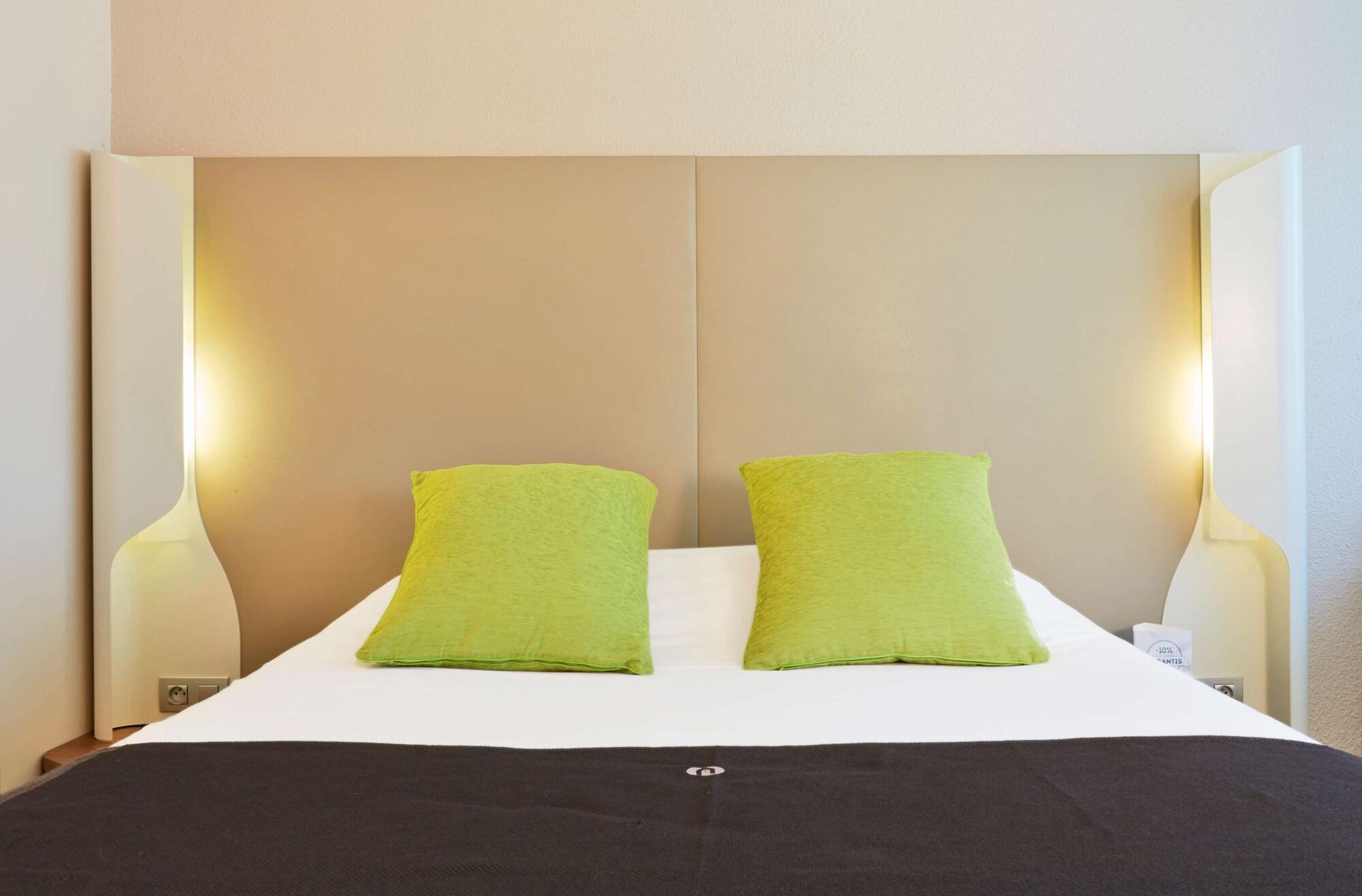 Campanile Tours Sud - Chambray-Les-Tours Hotel Exterior photo